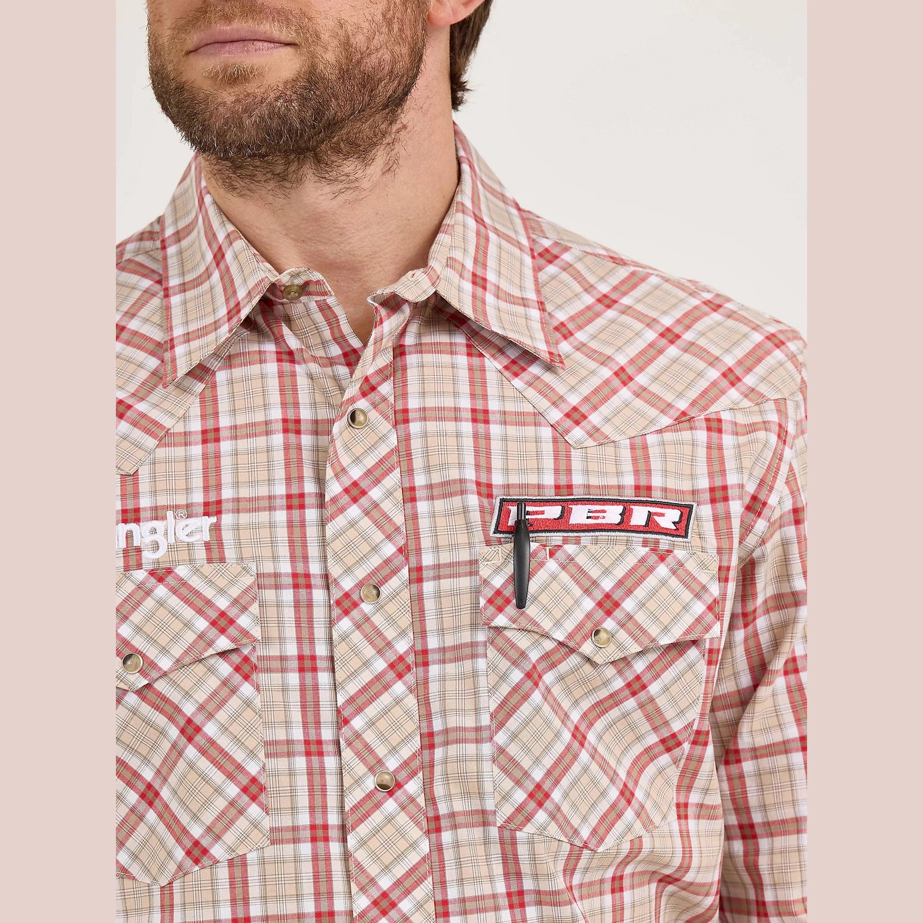 WRANGLER MENS PBR LOGO WESTERN SNAP SHIRT - BEIGE CRIMSON