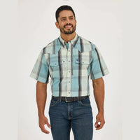 WRANGLER MENS PERFORMANCE SNAP SHORT SLEEVE SHIRT