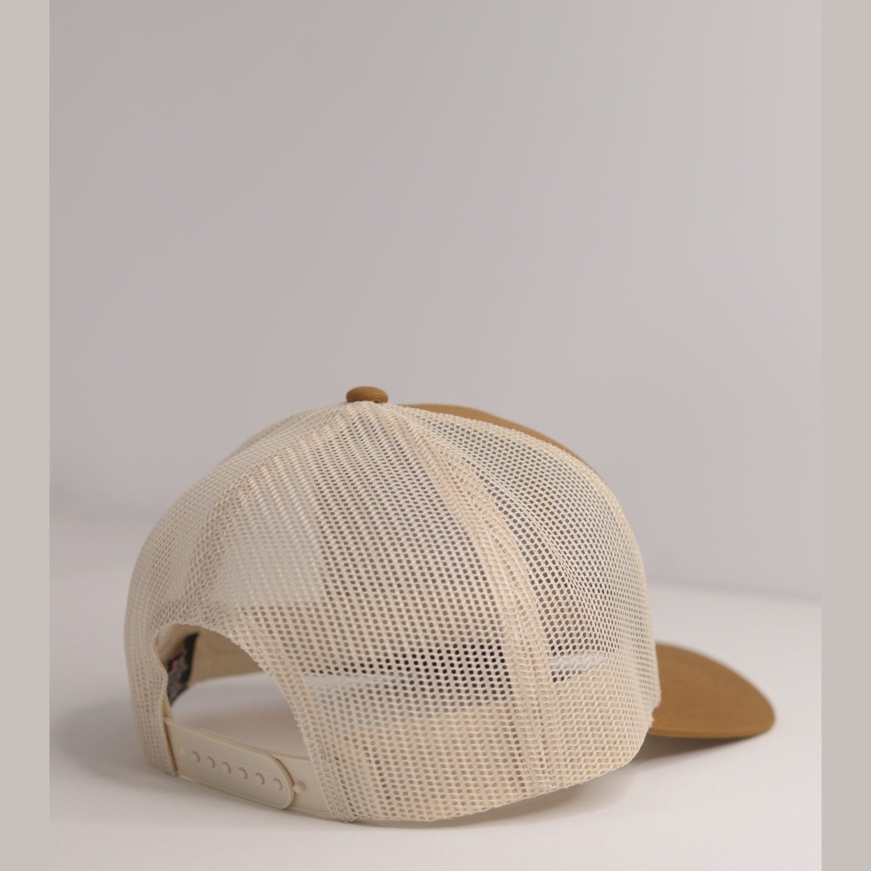 BOULET TRUCKER CAP CARAMEL - STONE MESH BACK