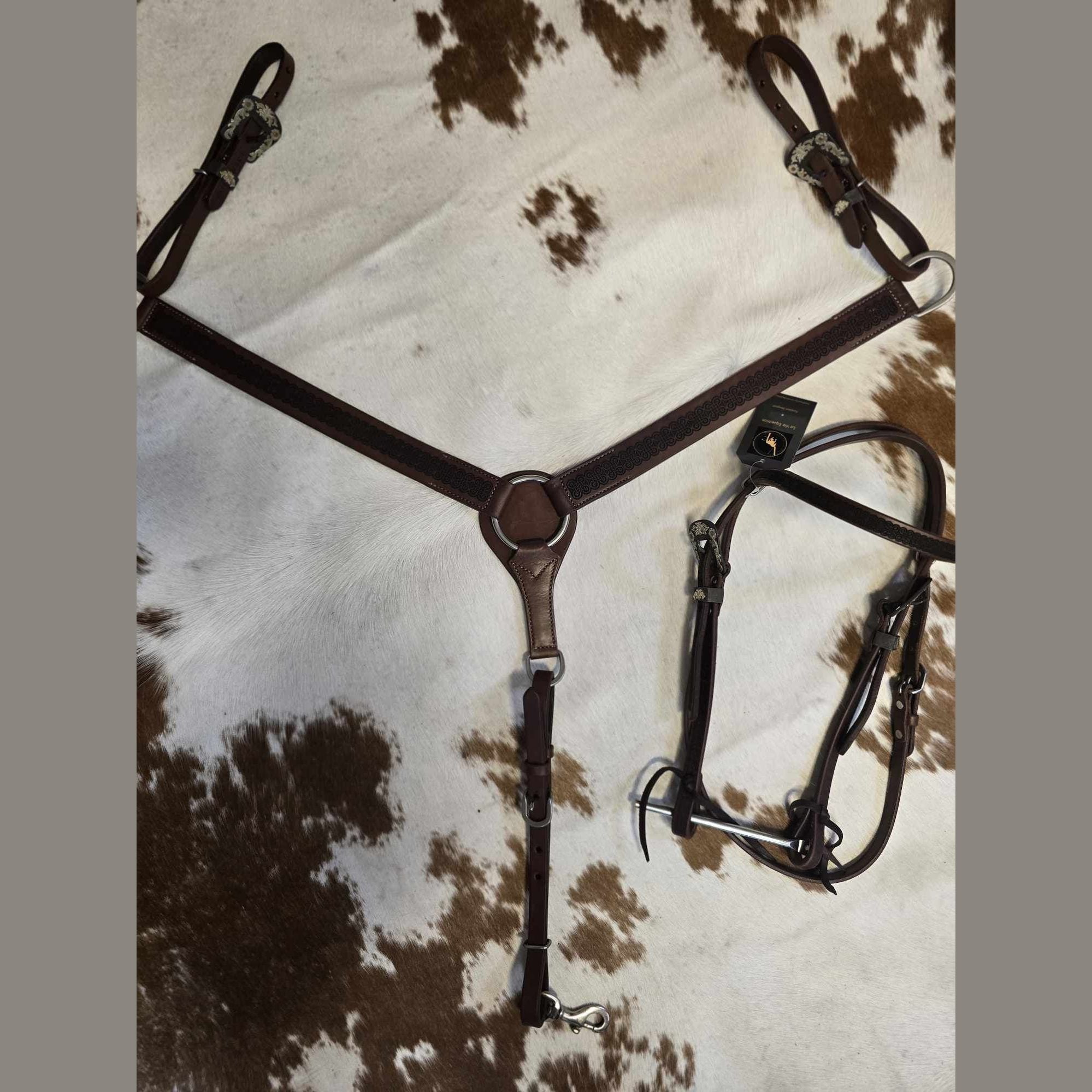 HEADSTALL & BREASTCOLLAR SET - HORSE - CELTIC TOOLING DARK OIL