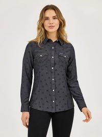 WRANGLER WOMENS ALL OCCASIONS WESTERN SNAP SHIRT - SUBTLE BLACK HORSES