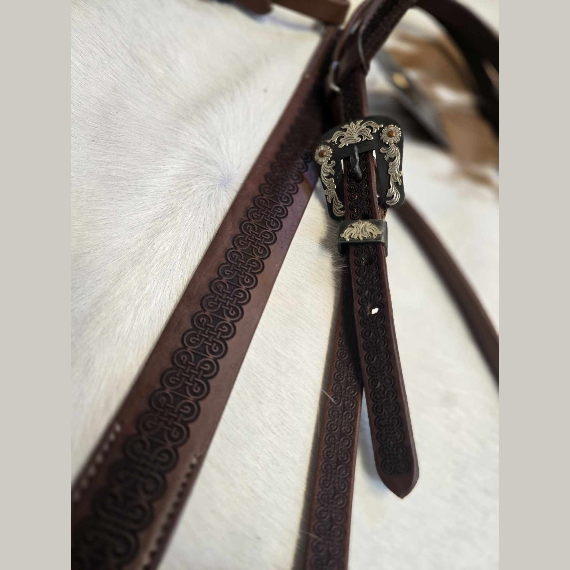 HEADSTALL & BREASTCOLLAR SET - HORSE - CELTIC TOOLING DARK OIL