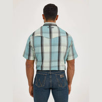 WRANGLER MENS PERFORMANCE SNAP SHORT SLEEVE SHIRT