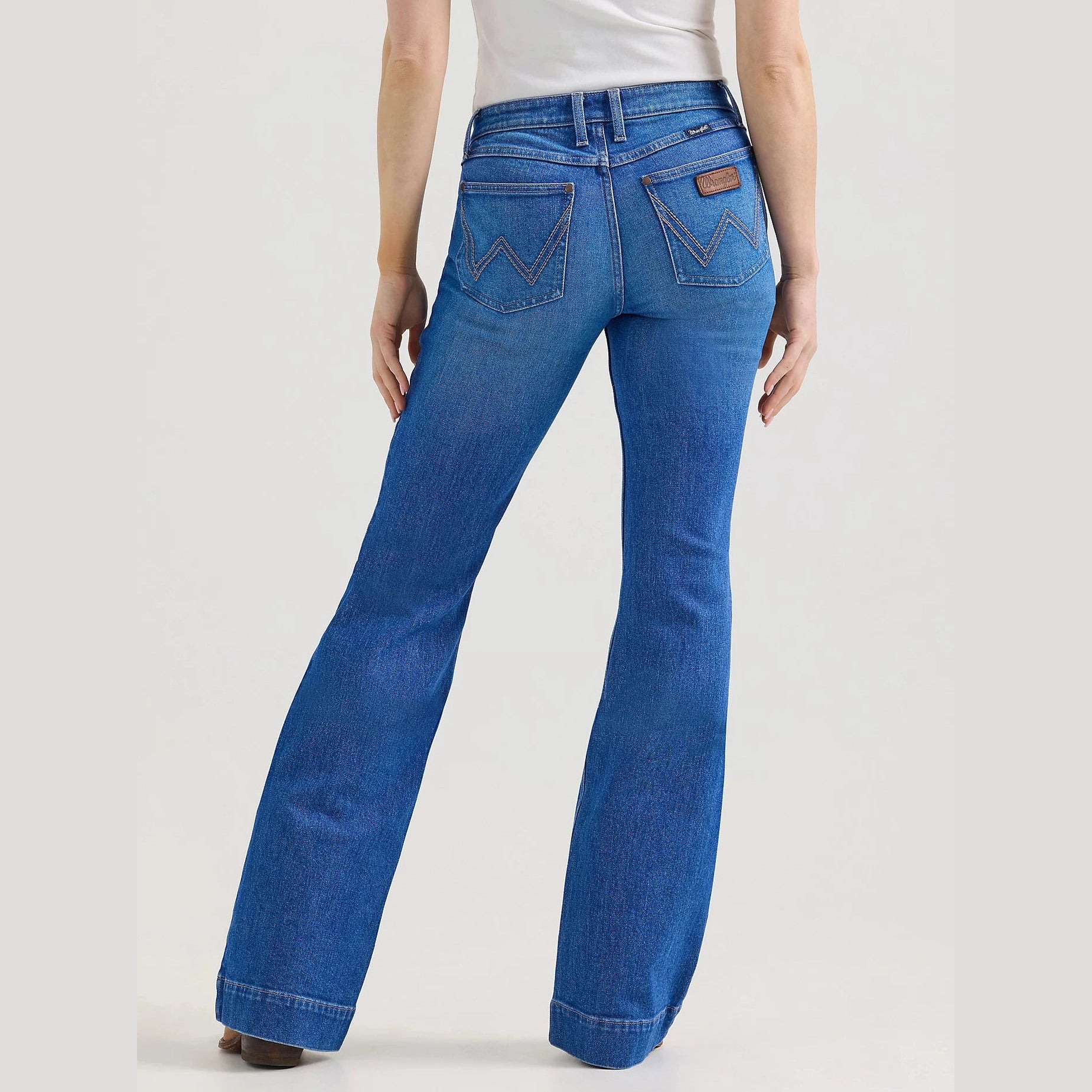 WRANGLER WOMENS RETRO MAE WIDE LEG TROUSER JEAN -LUCY