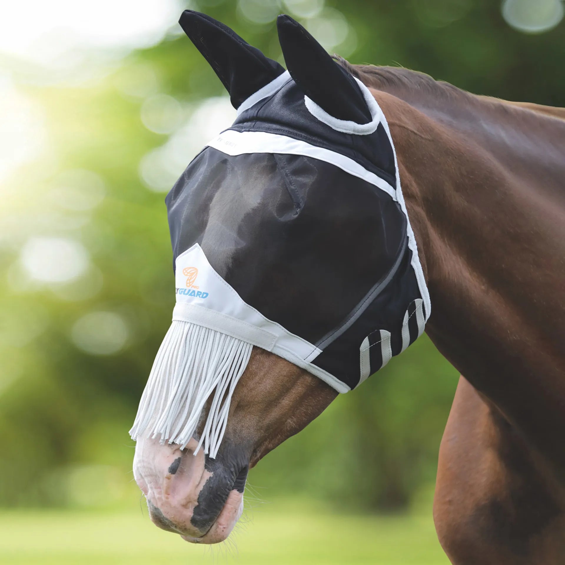 SHIRES FLYGUARD PRO FINE MESH FLY MASK WITH EARS & FRINGE