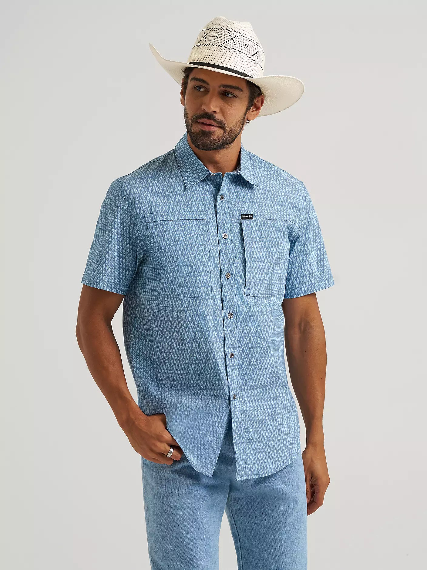 Wrangler All Terrain Gear Men's Hike Shirt - Ombre Blue