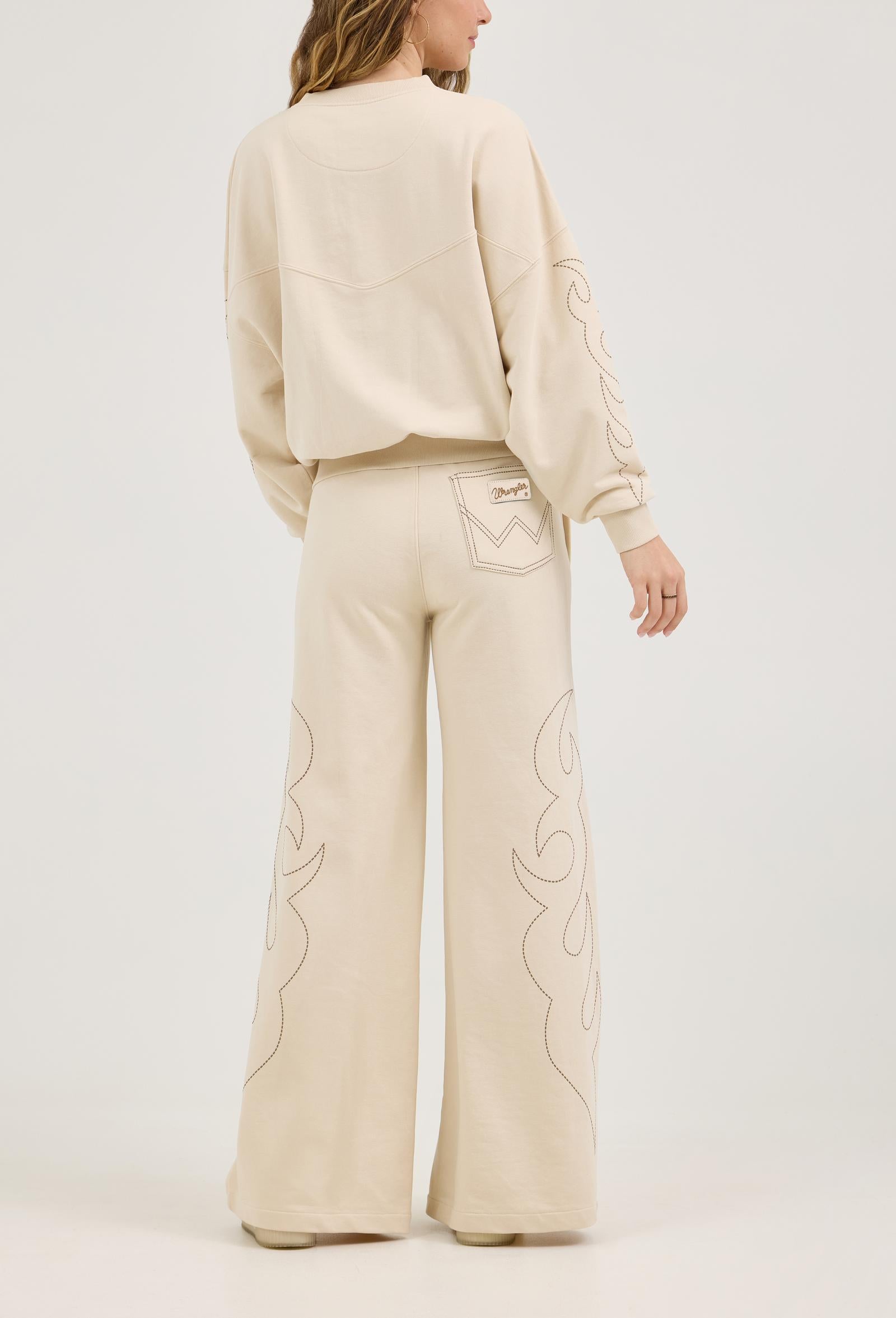 WRANGLER X LAINEY WILSON COWBOY SWEATSHIRT - CREAM