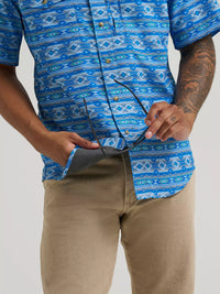 Wrangler Mens All Terrain Gear Print Performance Shirt - Cerulean