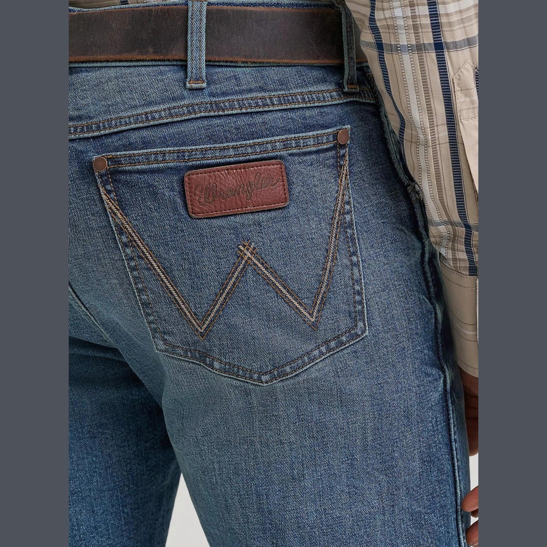 Wrangler Mens  Retro® Slim Fit Bootcut Jean - Henry
