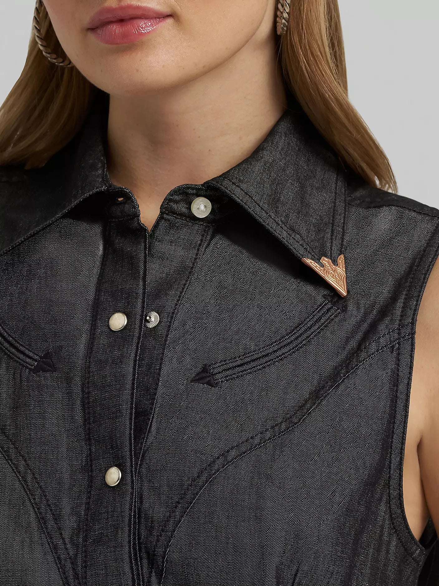 Wrangler Lainey Wilson x Wrangler Black Denim Sleeveless Shirt