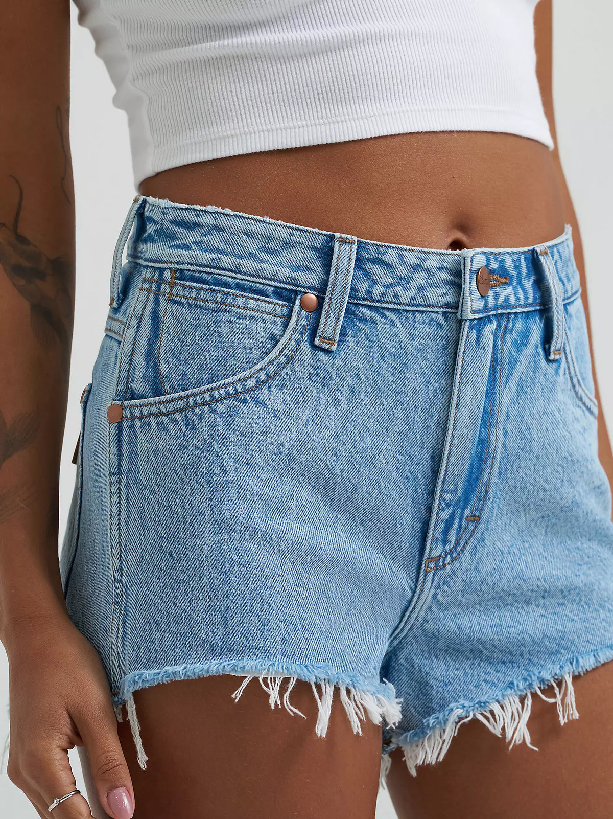 Wrangler Womens 2.5 Cowboy Short - Bloom