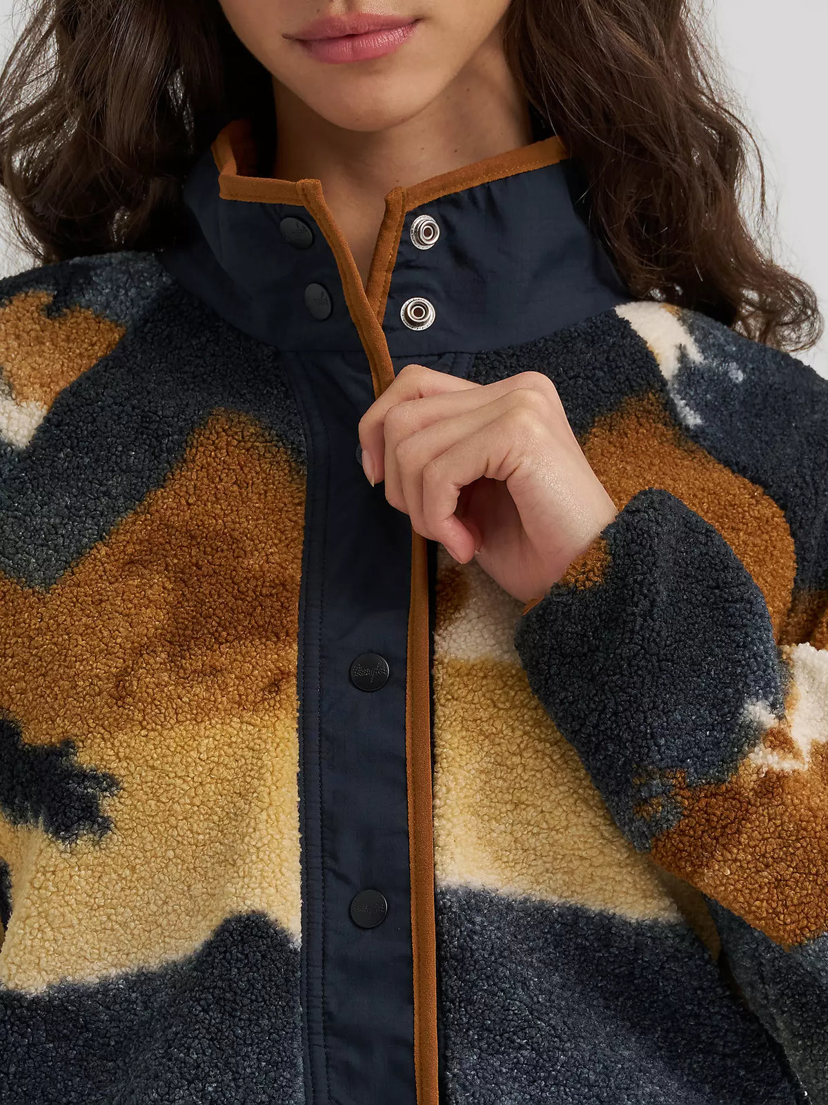 Wrangler Womens Hay Away Big Sky Sherpa Snap Jacket - Desert Tapestry