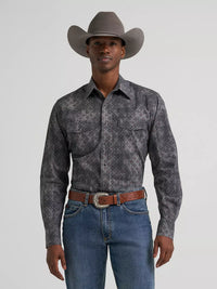Wrangler Men 20X® Competition Advanced Comfort Long Sleeve Two Pocket Western Snap Shirt