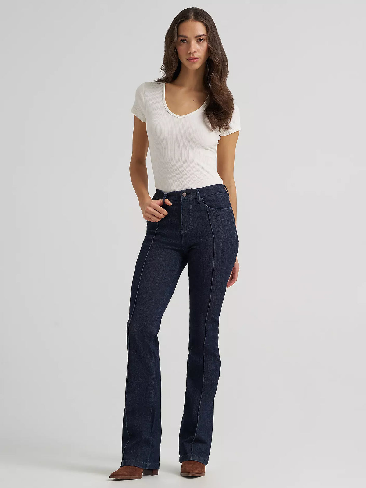 Wrangler Womens BESPOKE Pintuck Bootcut Jean - Camryn