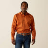 ARIAT MENS TEAM LOGO TWILL CLASSIC FIT SHIRT - ABODE/BRICK