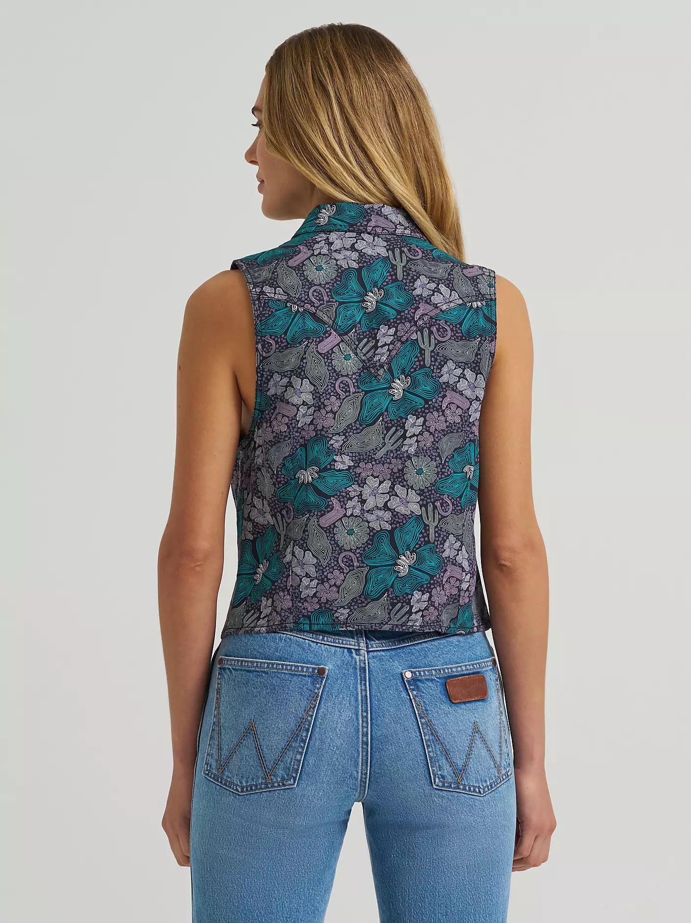 WRANGLER WOMENS BREEZY SLEEVELESS CROP WESTERN SNAP SHIRT - PURPLE