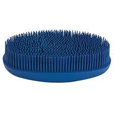 Oval Face Brush