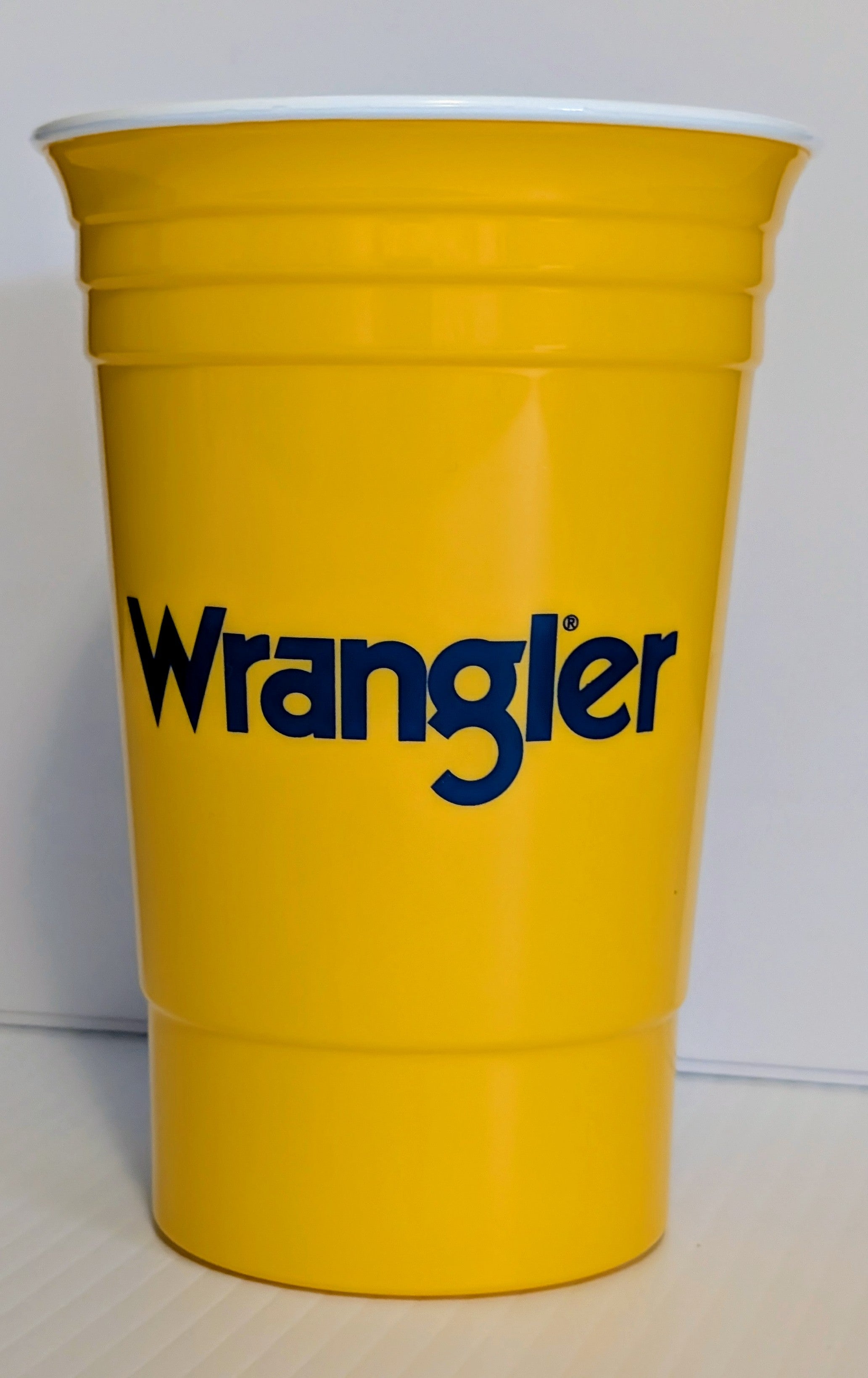 Wrangler heavy plastic Yellow Cups - Stadium Style, 16 Oz