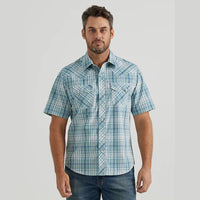 WRANGLER MENS RETRO SHORT SLEEVE SAWTOOTH SHIRT - AQUA PLAID