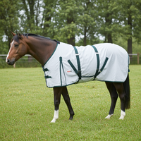 Couverture volante nordique avec bande ventrale et bordure verte - tour de cou standard