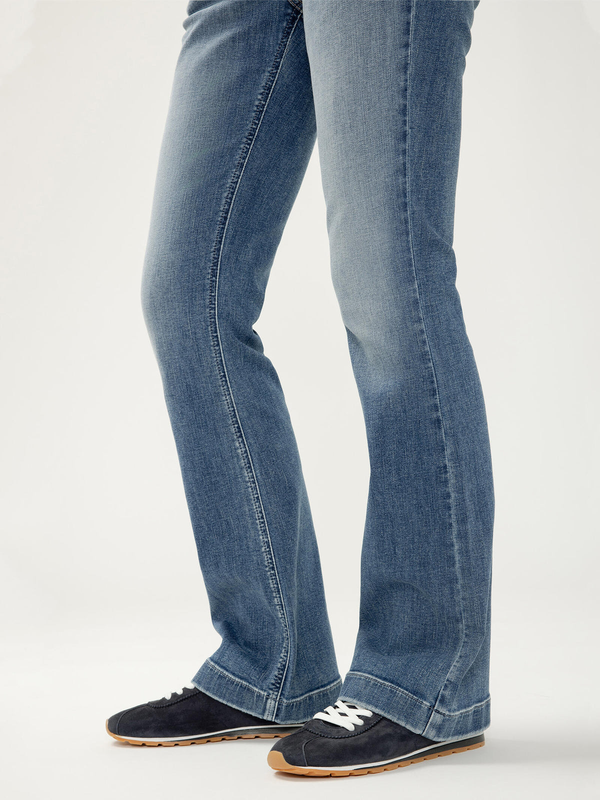 Silver Womens Elyse Mid Rise Bootcut Jeans