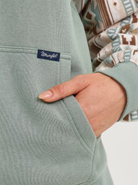 WRANGLER WOMENS LOGO SOUTHWESTERN YOKE PULLOVER HOODIE - GREEN