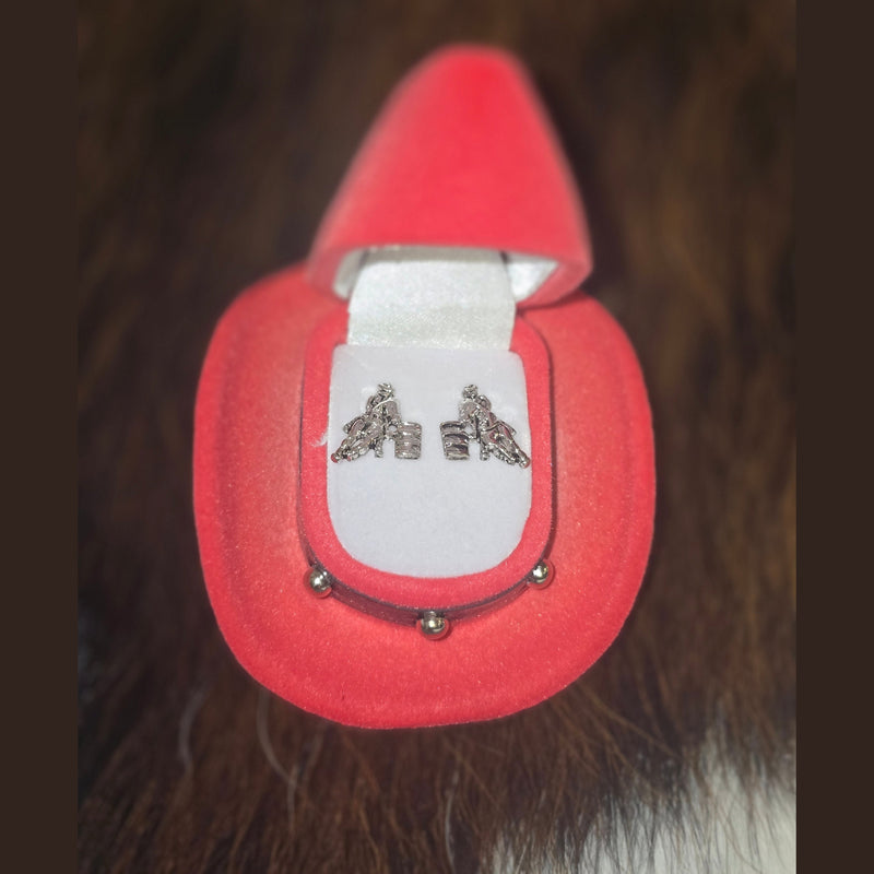 AWST EARRING IN A COWBOY SHAPED GIFT BOX