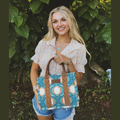 WRANGLER DUAL SIDED PRINT CANVAS TOTE BAG