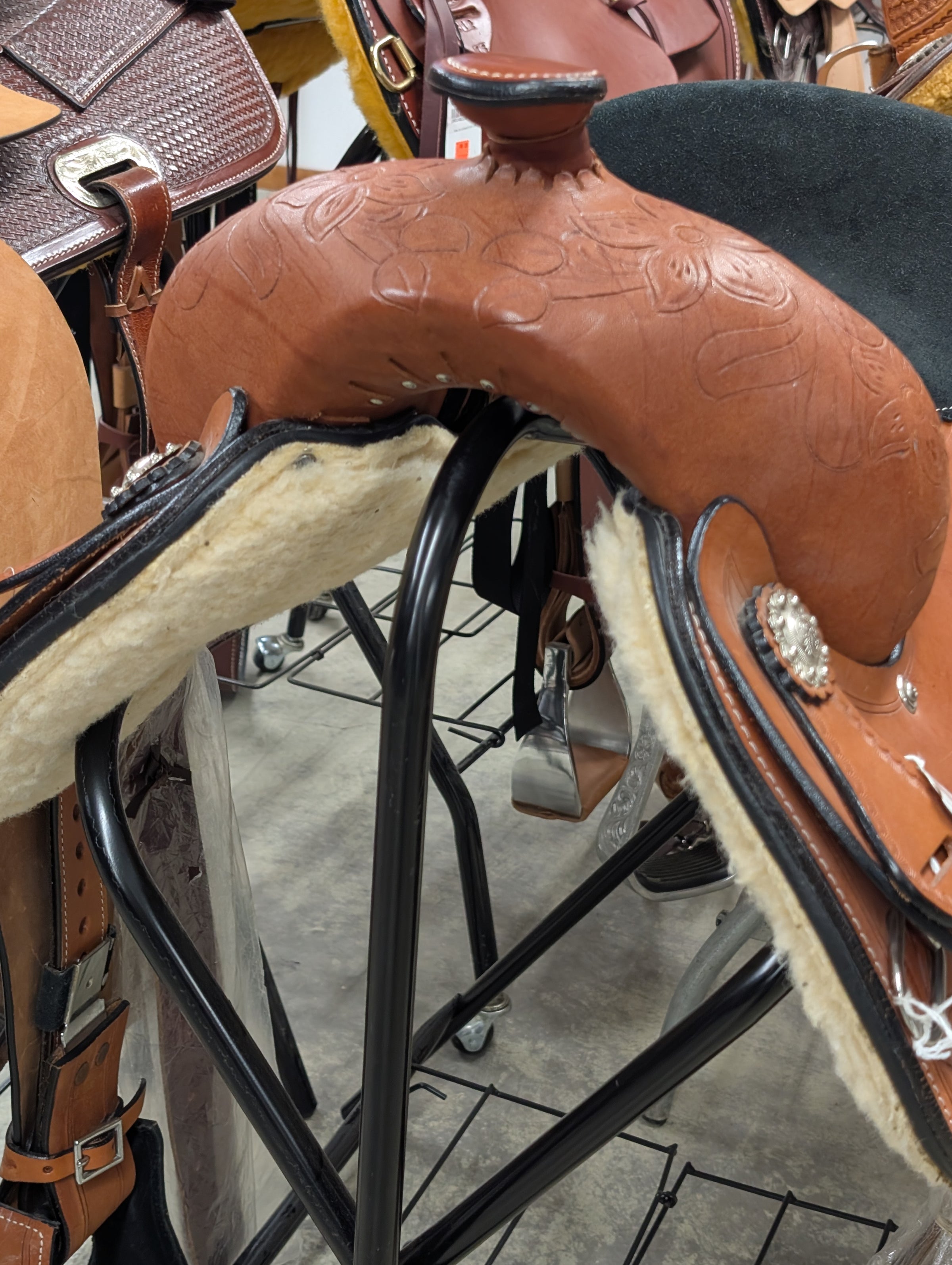 Reining Saddle 16"