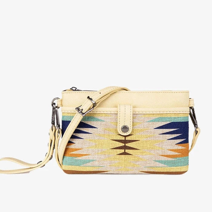 WRANGLER AZTEC PRINT CROSSBODY CLUTCH