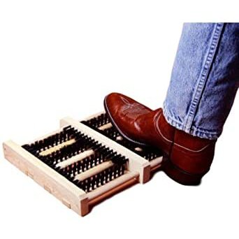 HANDS FREE WOODEN BRUSH BOOT CLEANER