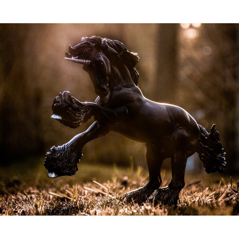 BREYER OBSIDIAN