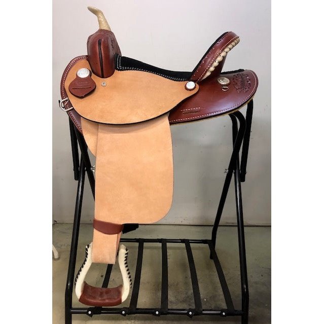 DAKOTA 300 BARREL SADDLE 15"- CHESTNUT ROUND SKIRT